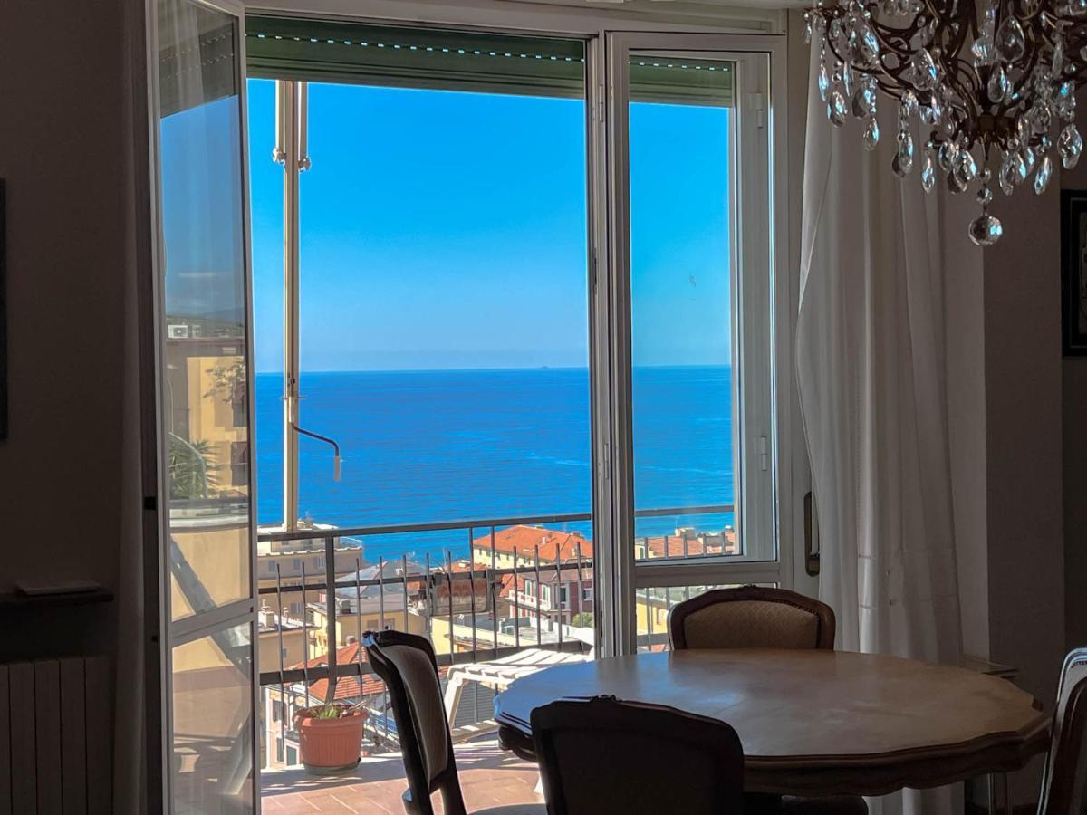 Grande Appartamento Vista Mare Varazze Dış mekan fotoğraf