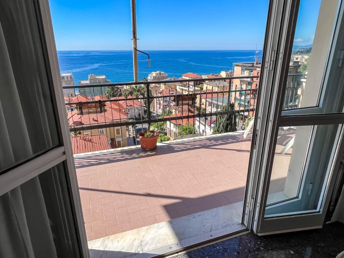 Grande Appartamento Vista Mare Varazze Dış mekan fotoğraf