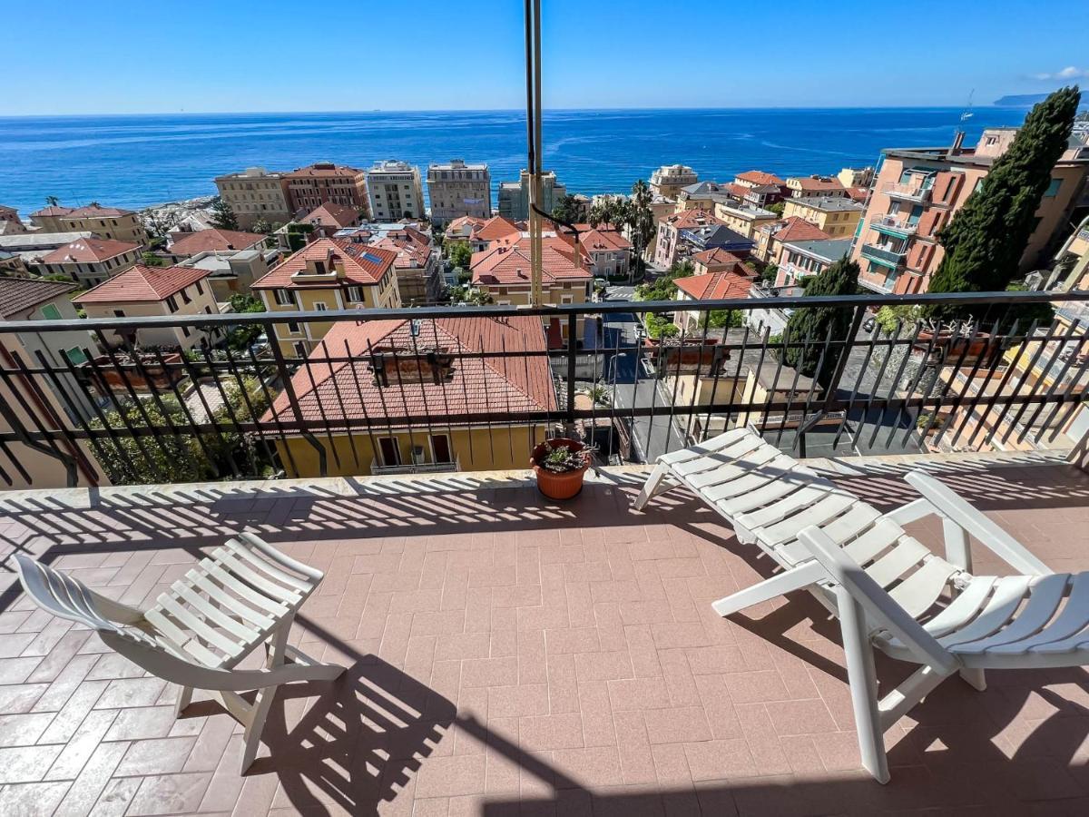 Grande Appartamento Vista Mare Varazze Dış mekan fotoğraf